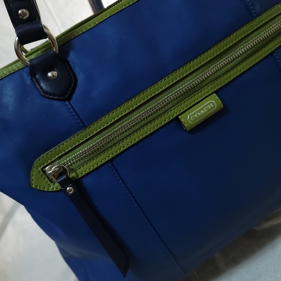 NWOT Coach Smooth Leather color block Tote - Picture 8 of 10